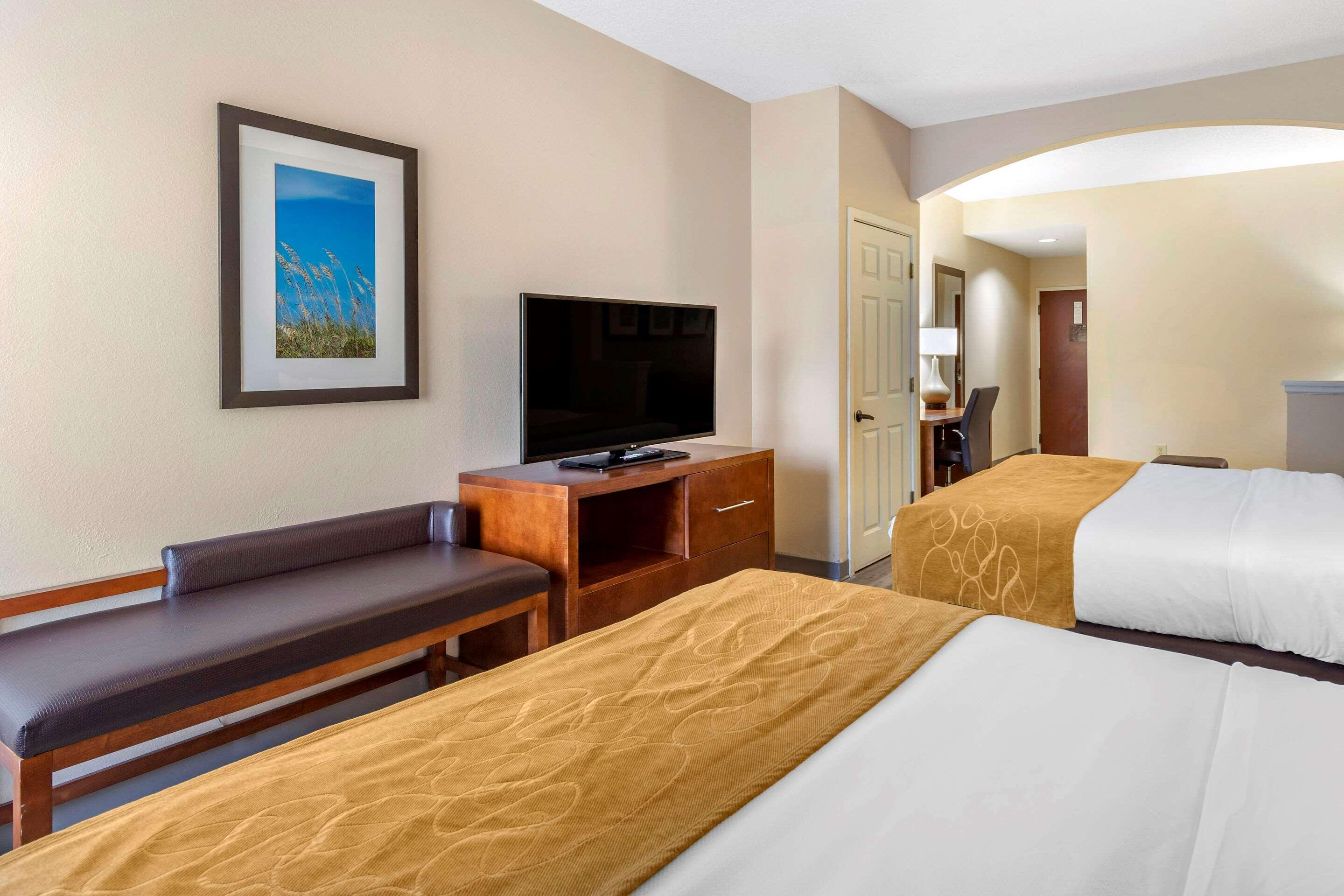 คอมฟอร์ต สวีท เมอร์เทิลบีช เซ็นทรัล Hotel ภายนอก รูปภาพ